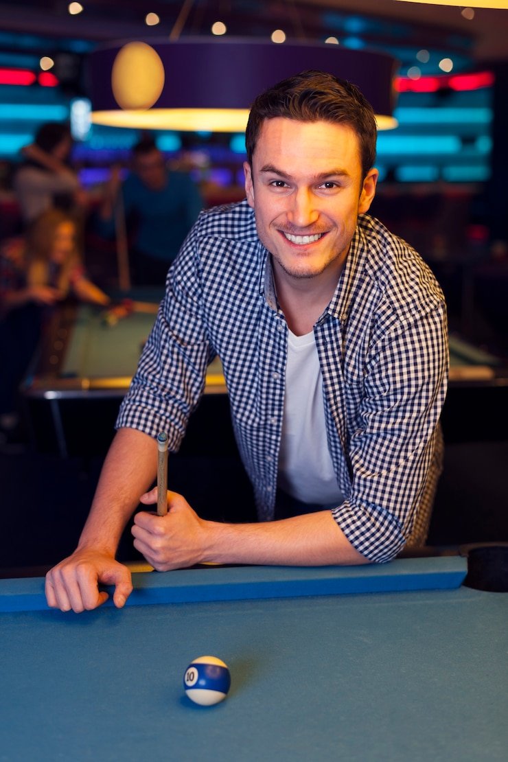 Dream Gaming live-dealer blackjack table on vegastogel wap with multi-camera stream